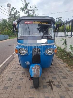 Bajaj Three Wheel 2012