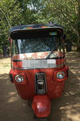 Bajaj Three Wheel 2012