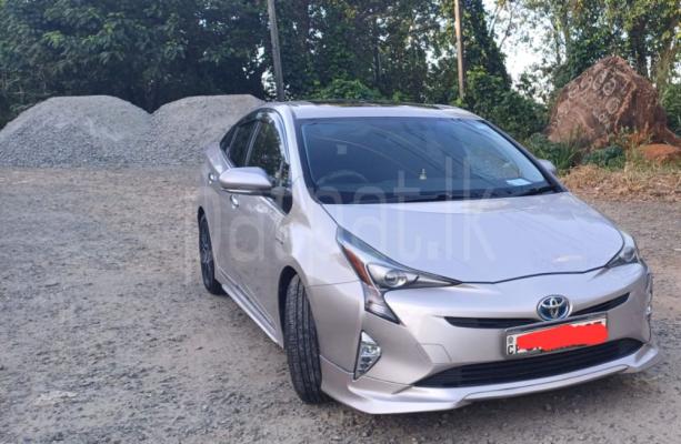 Toyota Prius 2016