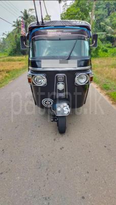 Bajaj Three Wheel 2012