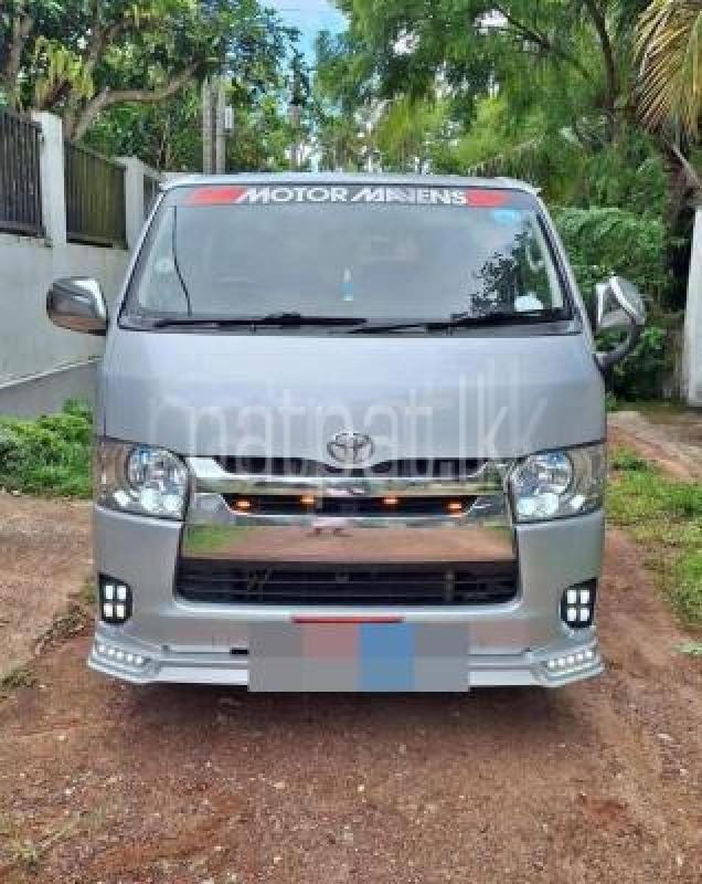 Toyota Hiace 2007 -  වෑන් රථය sale in Sri Lanka - patpat.lk
