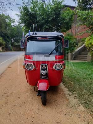 Bajaj Three Wheel 2012