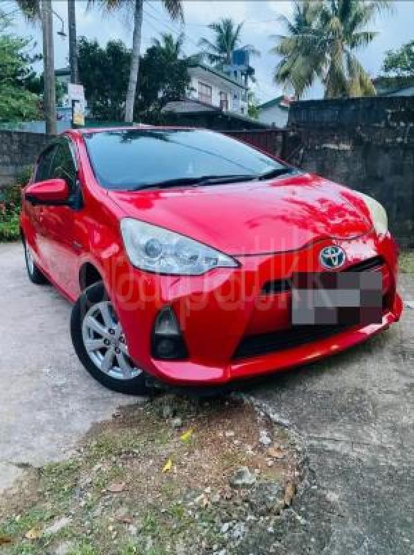 Toyota Aqua 2014 -  කාර් sale in Sri Lanka - patpat.lk