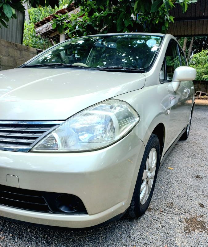 Nissan TIIDA LATIO  2007 -  කාර් sale in Sri Lanka - patpat.lk