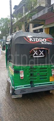 Bajaj Three Wheel 2019