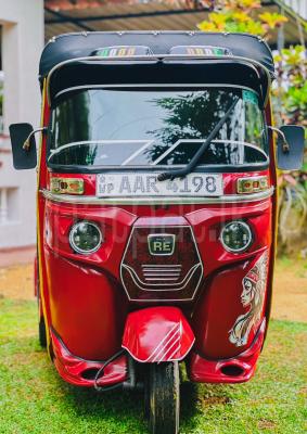 Bajaj Three Wheel 2014 - பயன்படுத்தப்பட்டது முச்சக்கர வண்டி sale in Sri Lanka - patpat.lk