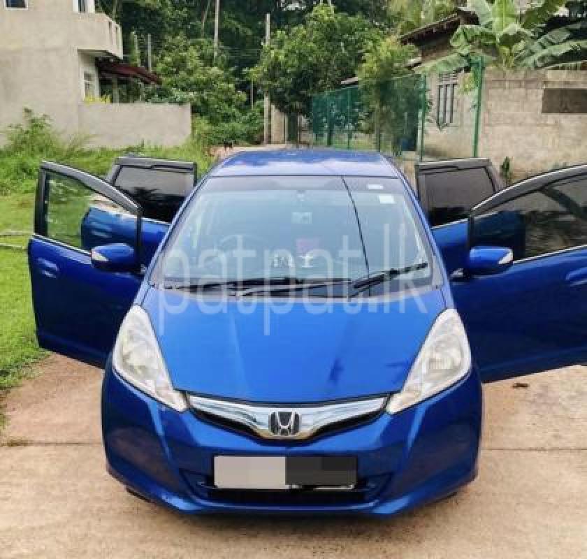 Honda Fit 2010 - නැවත සකස් කල කාර් sale in Sri Lanka - patpat.lk