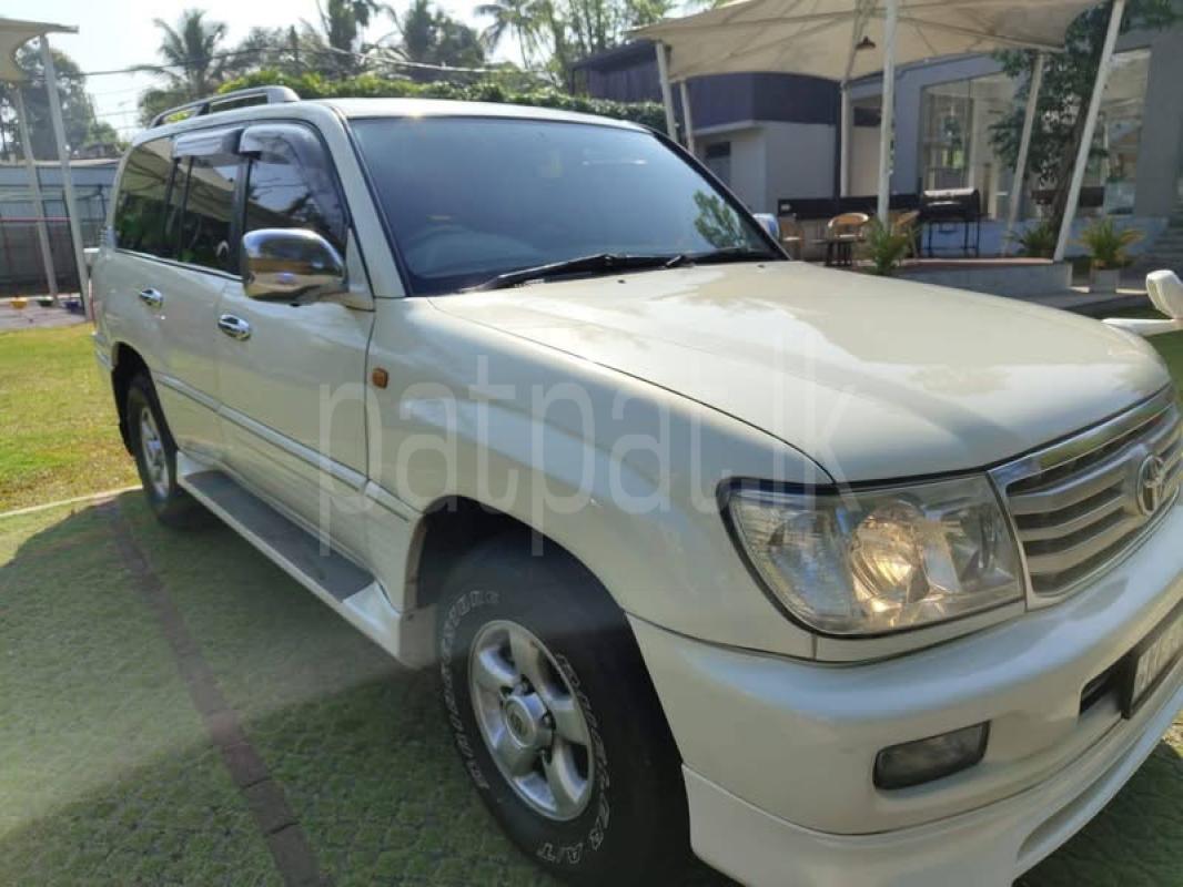 Toyota Land Cruiser 2008 - பயன்படுத்தப்பட்டது SUV sale in Sri Lanka - patpat.lk