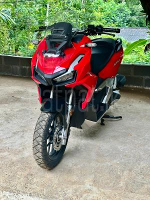 Honda ADV 2025