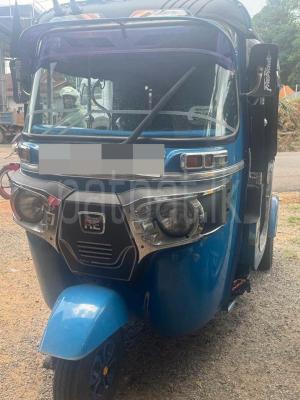 Bajaj Three Wheel 2014 -  Three wheeler sale in Sri Lanka - patpat.lk
