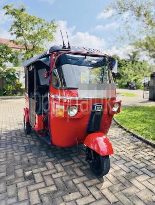 Bajaj 4 stroke 2011 - பயன்படுத்தப்பட்டது முச்சக்கர வண்டி sale in Sri Lanka - patpat.lk