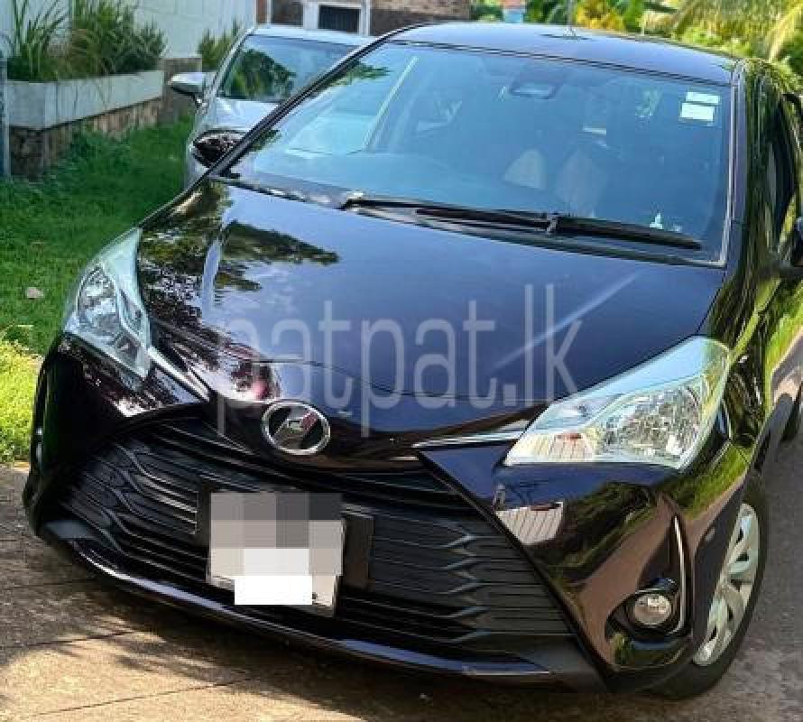 Toyota Vitz 2018 -  කාර් sale in Sri Lanka - patpat.lk