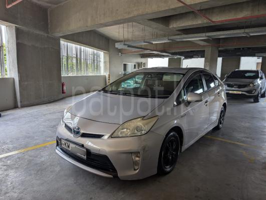 Toyota Prius 2012
