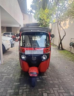 Bajaj Three Wheel 2018 - Used Three wheeler sale in Sri Lanka - patpat.lk