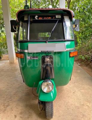 Bajaj Three Wheel 2005