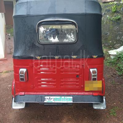 Bajaj Three Wheel 2010 - භාවිතා කරන ලද ත්‍රිරෝද රථය sale in Sri Lanka - patpat.lk