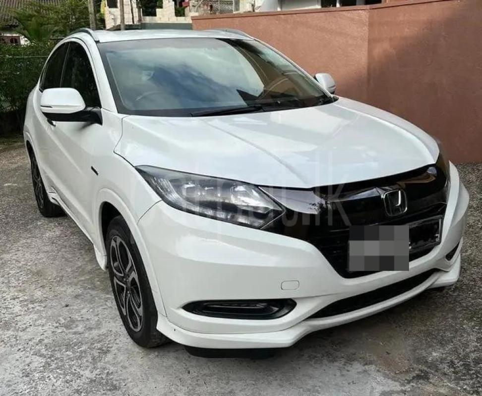 Honda Vezel 2016 -  SUV රථය sale in Sri Lanka - patpat.lk