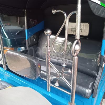 Bajaj Three Wheel 2014