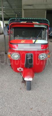 Bajaj Three Wheel 2011
