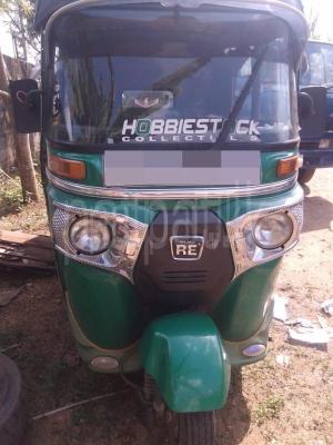 Bajaj Three Wheel 2014