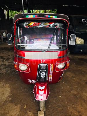 Bajaj Three Wheel 2010