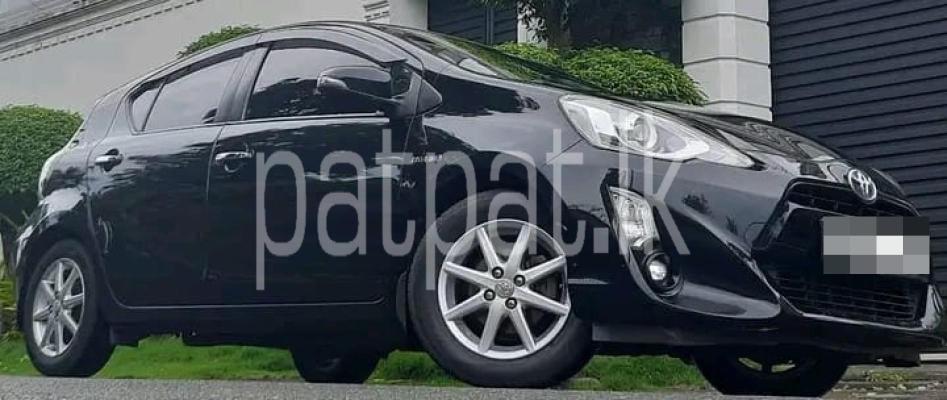 Toyota Aqua 2015