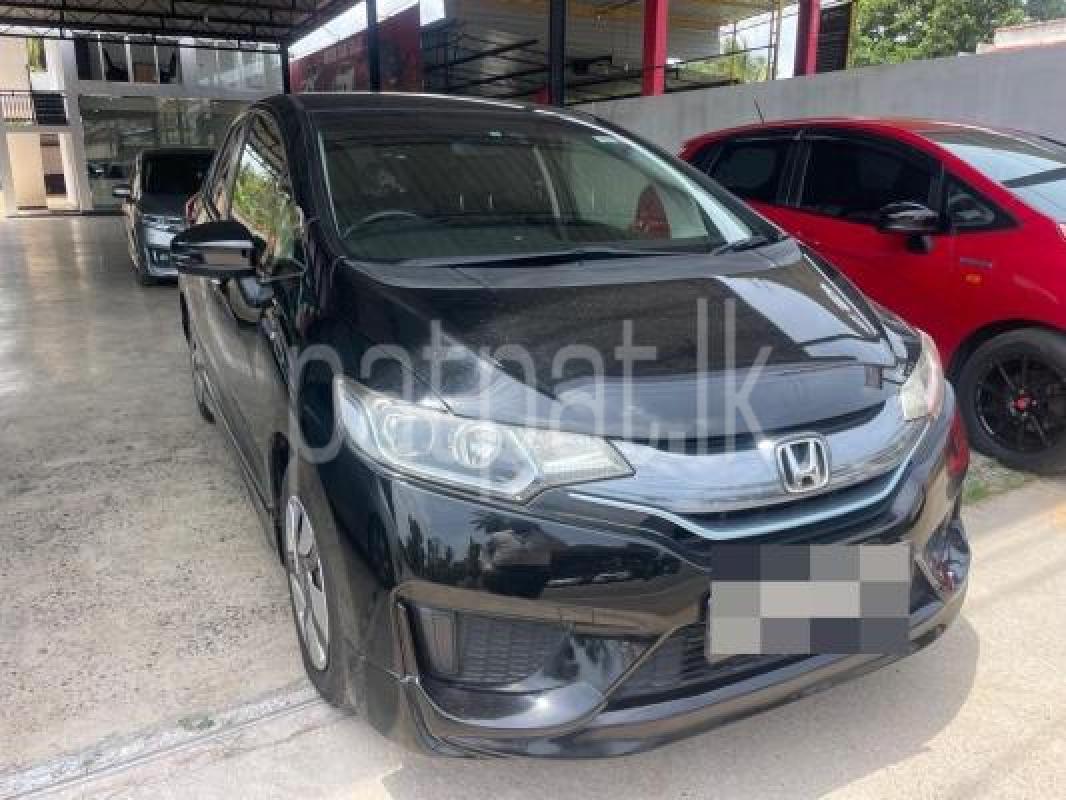 Honda FIT S HYBRID 2013 - பயன்படுத்தப்பட்டது கார் sale in Sri Lanka - patpat.lk