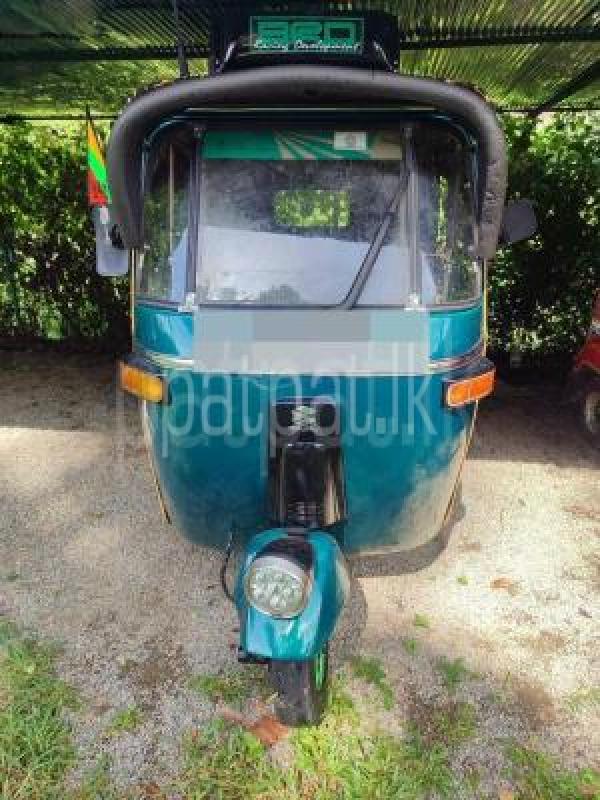 Bajaj 2 stroke 2006 -  Three wheeler sale in Sri Lanka - patpat.lk
