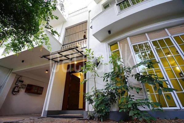 premium-listing-image