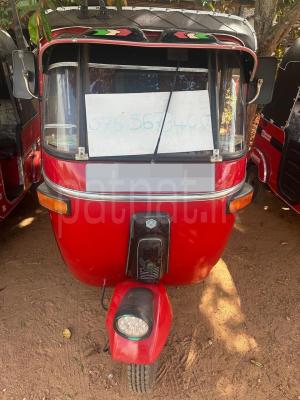 Bajaj Three Wheel 2004