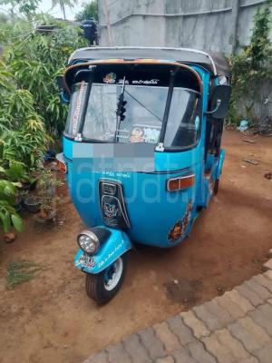 Bajaj Three Wheel 2005