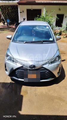 Toyota Vitz 2017 - භාවිතා කරන ලද කාර් sale in Sri Lanka - patpat.lk