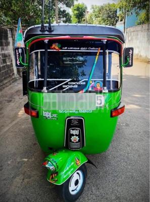 Bajaj Three Wheel 2005