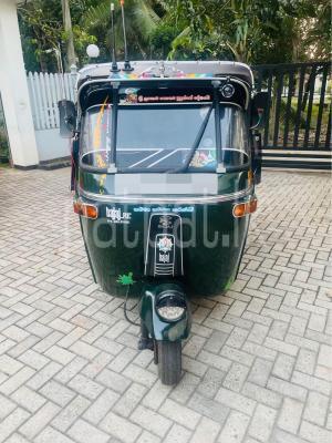 Bajaj Three Wheel 2006