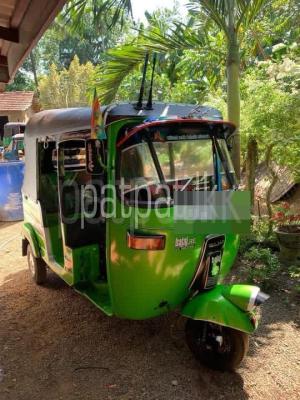 Bajaj Three Wheel 2008