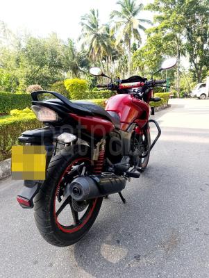 Hero Hunk 2016 - Used Bike sale in Sri Lanka - patpat.lk