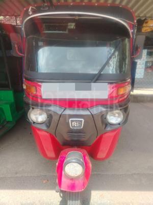 Bajaj Three Wheel 2017