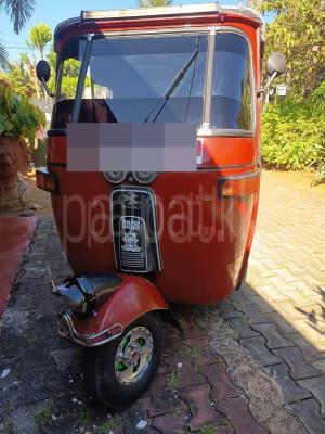Bajaj Three Wheel 2000 - பயன்படுத்தப்பட்டது முச்சக்கர வண்டி sale in Sri Lanka - patpat.lk