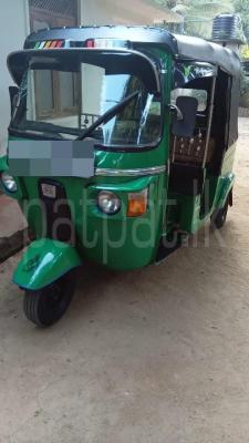 Bajaj Three Wheel 2011