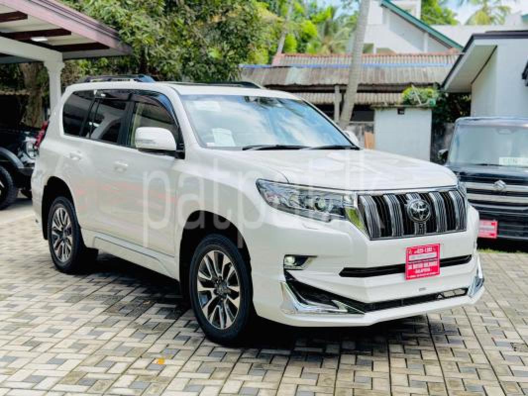 Toyota Land Cruiser 2023 - மறுசீரமைக்கப்பட்டது SUV sale in Sri Lanka - patpat.lk