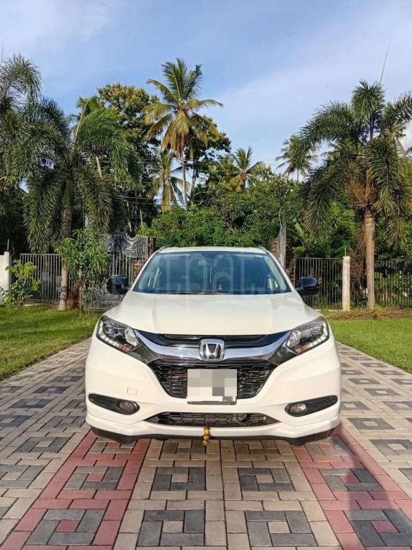 Honda Vezel 2014 - Used SUV sale in Sri Lanka - patpat.lk