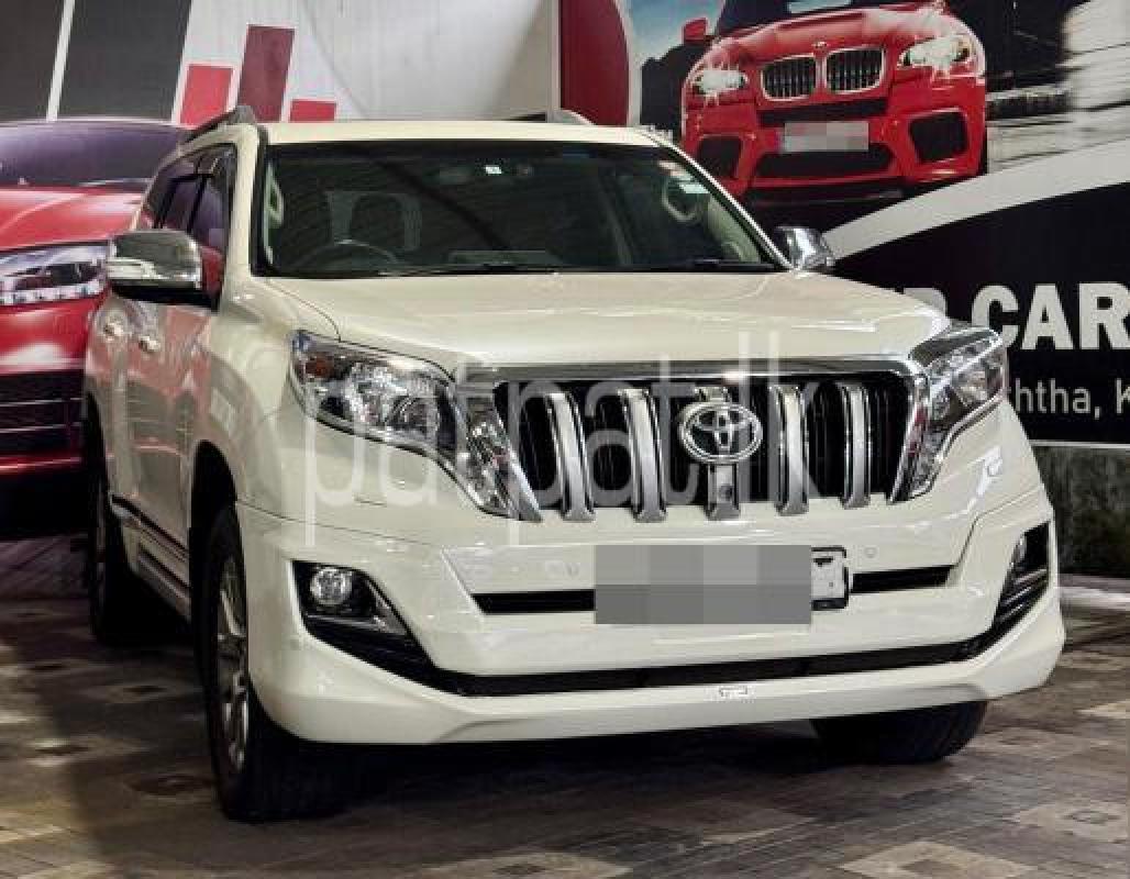 Toyota Land Cruiser 2017 -  SUV sale in Sri Lanka - patpat.lk