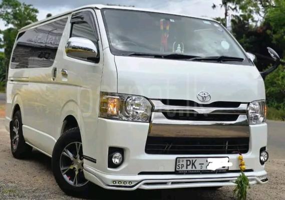 Toyota Hiace 2017