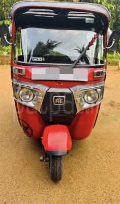 Bajaj Three Wheel 2017 - பயன்படுத்தப்பட்டது முச்சக்கர வண்டி sale in Sri Lanka - patpat.lk