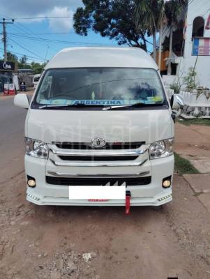 Toyota Hiace 2017 - Used Van sale in Sri Lanka - patpat.lk