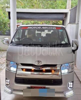 Toyota Grand Hiace 2008 - பயன்படுத்தப்பட்டது வேன் sale in Sri Lanka - patpat.lk