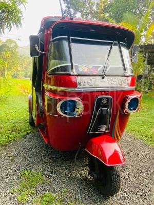 Bajaj Three Wheel 2010