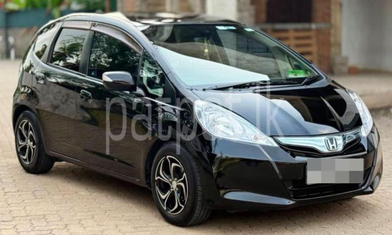 Honda Fit 2011 -  கார் sale in Sri Lanka - patpat.lk