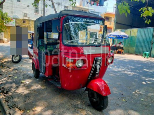 Bajaj Three Wheel 2012 - භාවිතා කරන ලද ත්‍රිරෝද රථය sale in Sri Lanka - patpat.lk