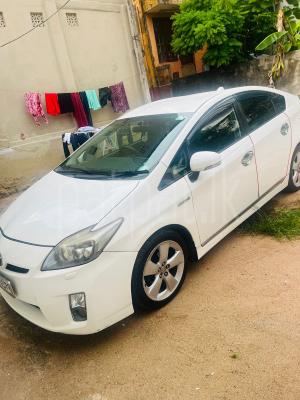 Toyota Prius 2009 - Used Car sale in Sri Lanka - patpat.lk